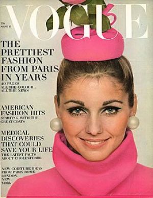 Vintage Vogue magazine covers - wah4mi0ae4yauslife.com - Vintage Vogue September 1967 - Heidi Wiedeck.jpg